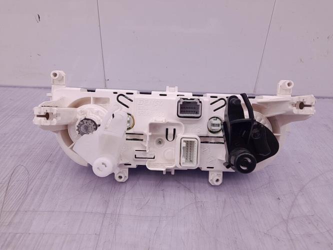 Commande chauffage RENAULT CLIO 4 PHASE 2 Essence
