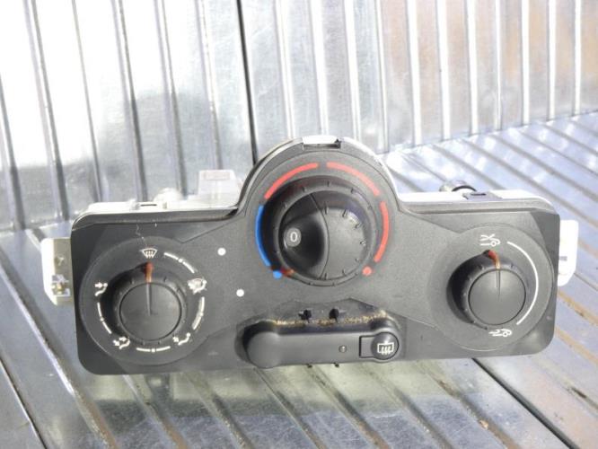 Commande chauffage RENAULT MODUS PHASE 1 Essence