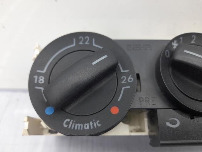 Commande chauffage VOLKSWAGEN POLO 4 PHASE 1 Diesel
