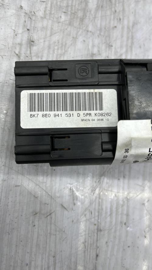 Commande de phare AUDI A4 2 AVANT PHASE 2 BREAK Diesel