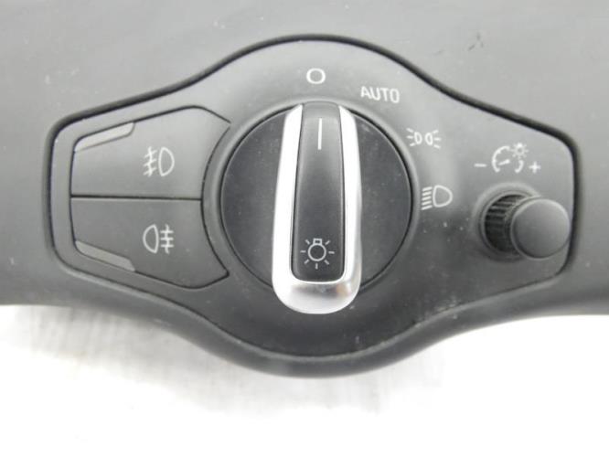 Commande de phare AUDI A4 3 AVANT PHASE 1 BREAK Diesel