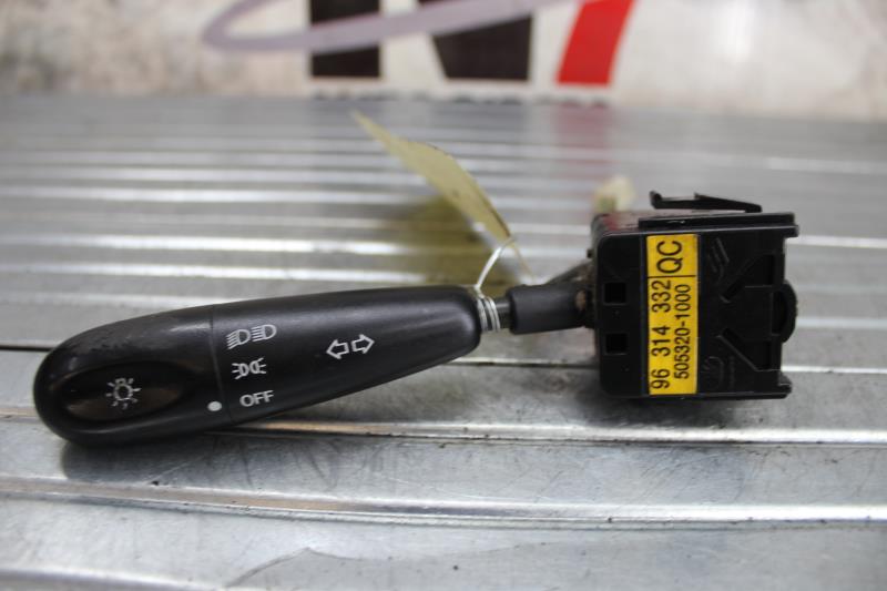 Commande de phare DAEWOO MATIZ 1 PHASE 1 Essence