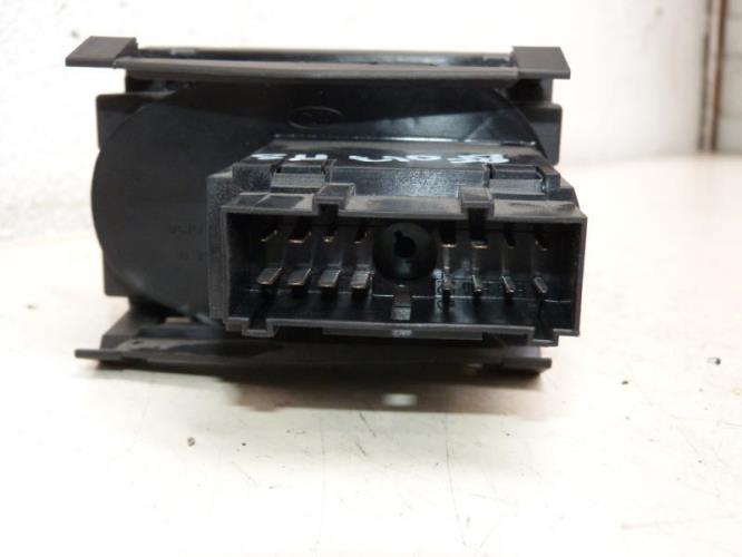 Commande de phare FORD FOCUS 2 PHASE 1 BREAK Diesel