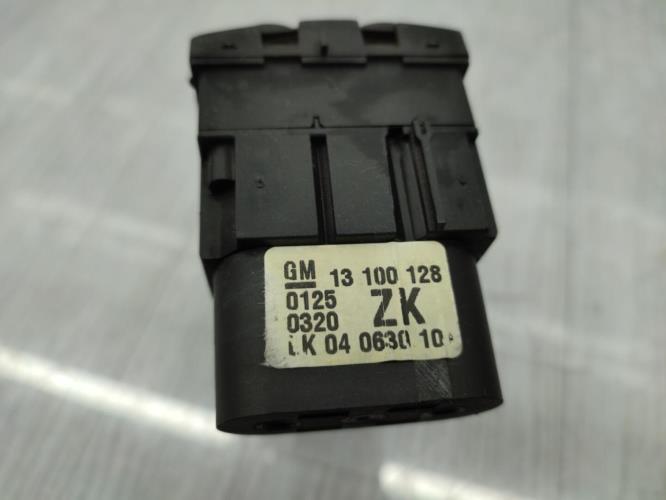 Commande de phare OPEL ASTRA H PHASE 1 Diesel