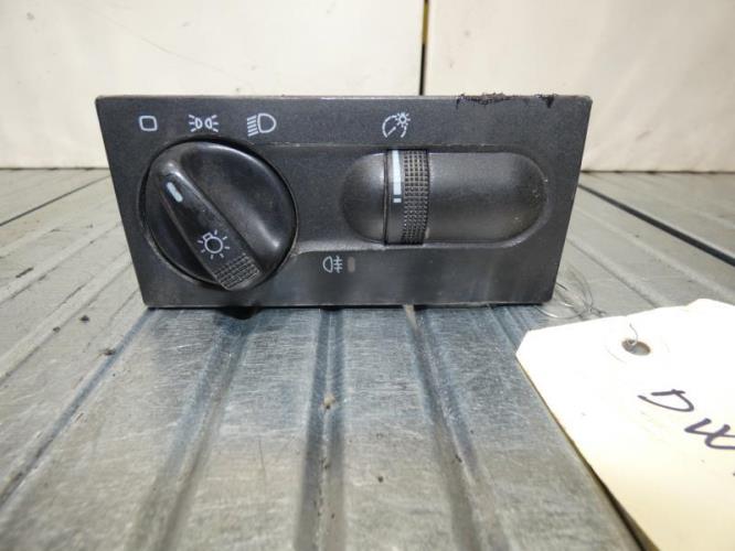 Commande de phare VOLKSWAGEN GOLF 3 Essence