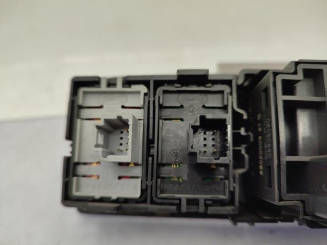 Commande de reglage hauteur de phare RENAULT MEGANE 3 PHASE 1 BREAK Diesel