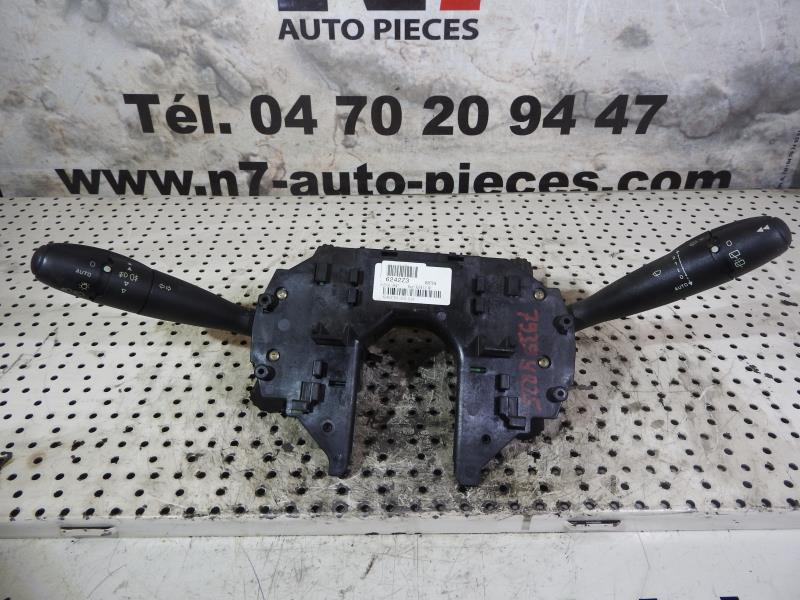 Com (Bloc Contacteur Tournant+Commodo Essuie Glace+Commodo Phare) CITROEN C4 1 PHASE 1 COUPE Essence