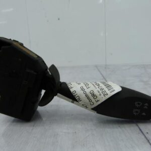 Commodo d'essuie glaces FORD FOCUS 1 Diesel