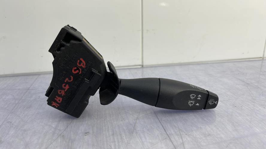 Commodo d'essuie glaces FORD FOCUS 1 Diesel