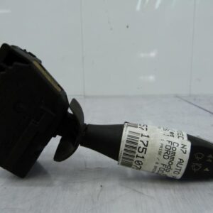 Commodo d'essuie glaces FORD FOCUS 1 BREAK Diesel