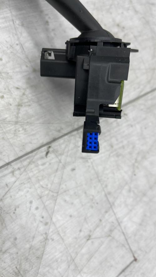 Commodo d'essuie glaces VOLKSWAGEN GOLF 5 Diesel