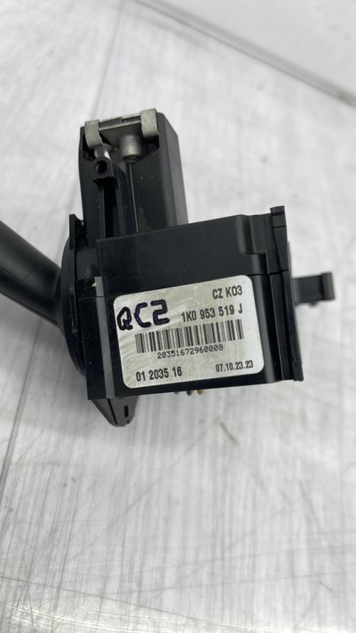 Commodo d'essuie glaces VOLKSWAGEN GOLF 5 Essence