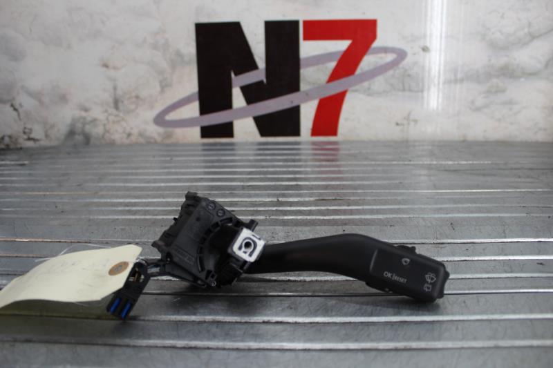 Commodo d'essuie glaces VOLKSWAGEN GOLF 5 Diesel