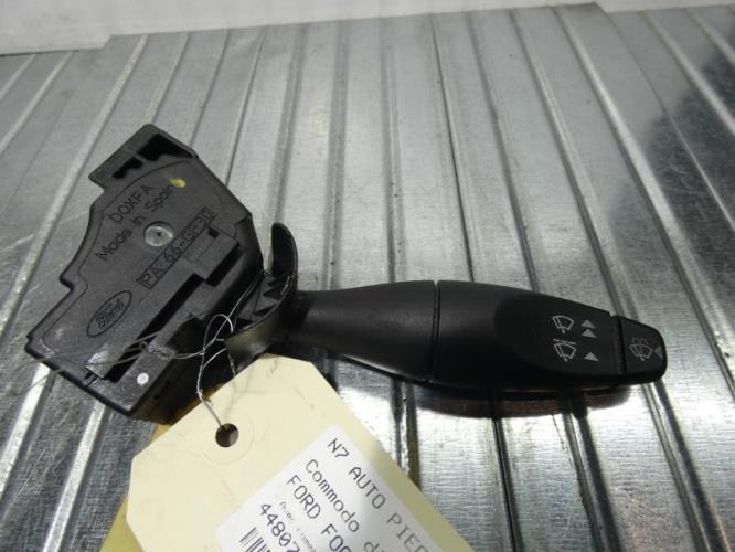 Commodo d'essuie glaces FORD FOCUS 1 BREAK Essence