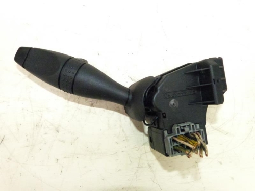 Commodo d'essuie glaces FORD MONDEO 2 Diesel