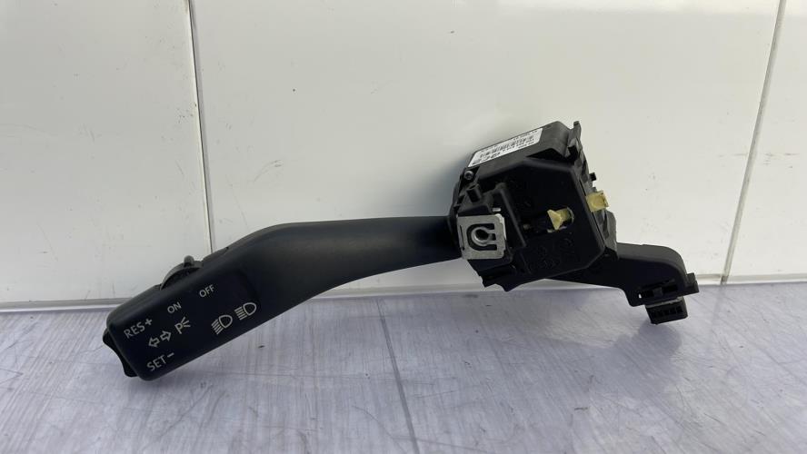 Commodo phare VOLKSWAGEN TOURAN 1 PHASE 1 Diesel