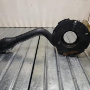 Commodo phare VOLKSWAGEN POLO 3 PHASE 1 Essence