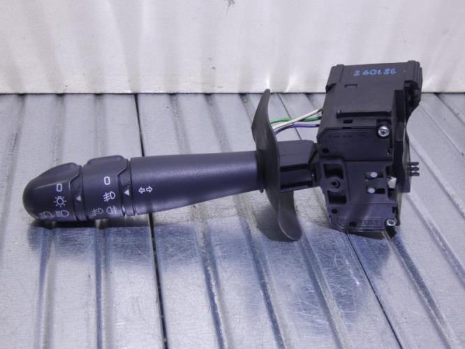 Commodo phare RENAULT CLIO 2 PHASE 2 Diesel