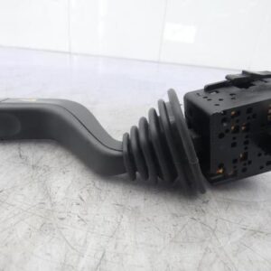Commodo phare OPEL CORSA C PHASE 1 Essence