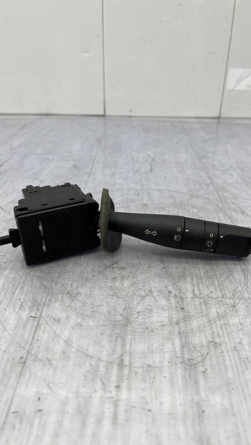 Commodo phare PEUGEOT 206 PHASE 1 Essence