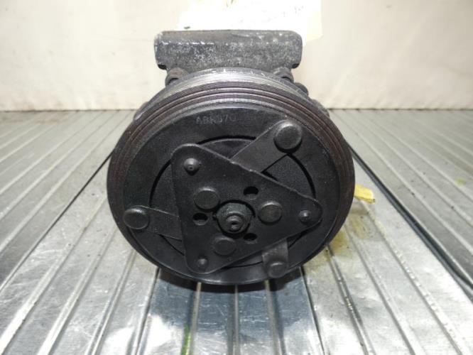 Compresseur clim FORD FIESTA 5 PHASE 1 Diesel