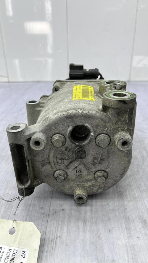 Compresseur clim FORD FIESTA 6 PHASE 1 Essence