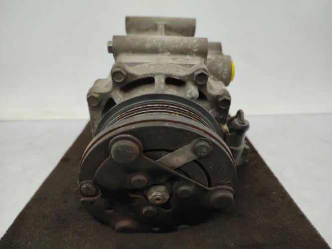 Compresseur clim FORD FIESTA 5 PHASE 1 Essence