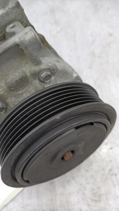 Compresseur clim VOLKSWAGEN GOLF PLUS PHASE 2 Essence