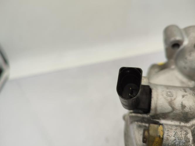 Compresseur clim VOLKSWAGEN GOLF 6 Diesel