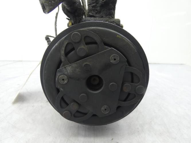 Compresseur clim BMW SERIE 3 E36 COUPE Essence