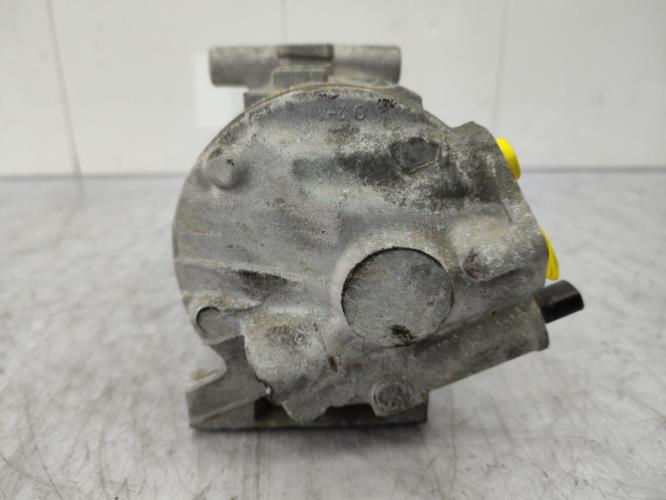 Compresseur clim FIAT GRANDE PUNTO