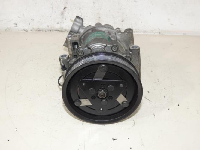 Compresseur clim RENAULT CLIO 2 PHASE 2 Essence