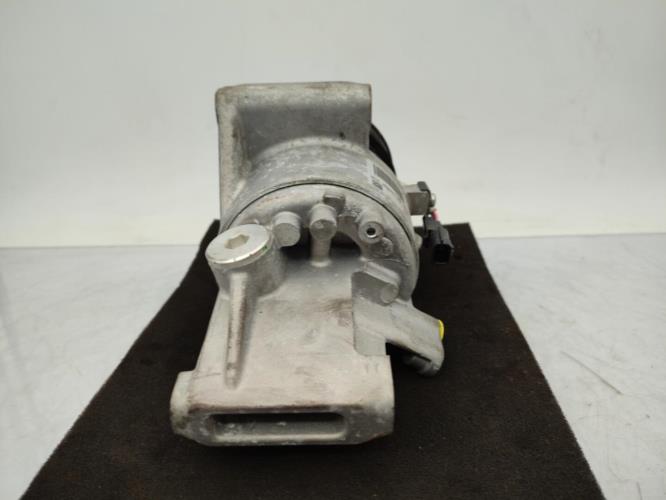 Compresseur clim DACIA SANDERO 2 PHASE 2 Essence