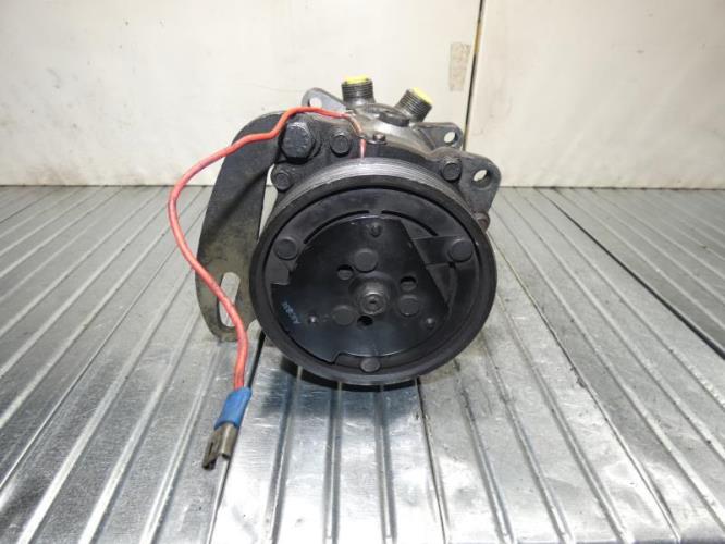 Compresseur clim AUDI A4 4 AVANT PHASE 1 BREAK Diesel