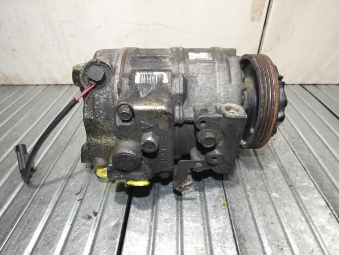 Compresseur clim BMW 320i