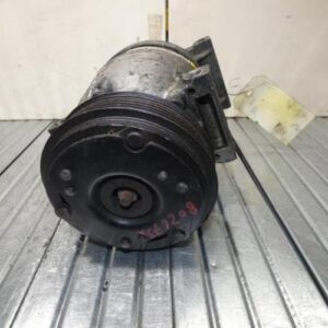 Compresseur clim RENAULT