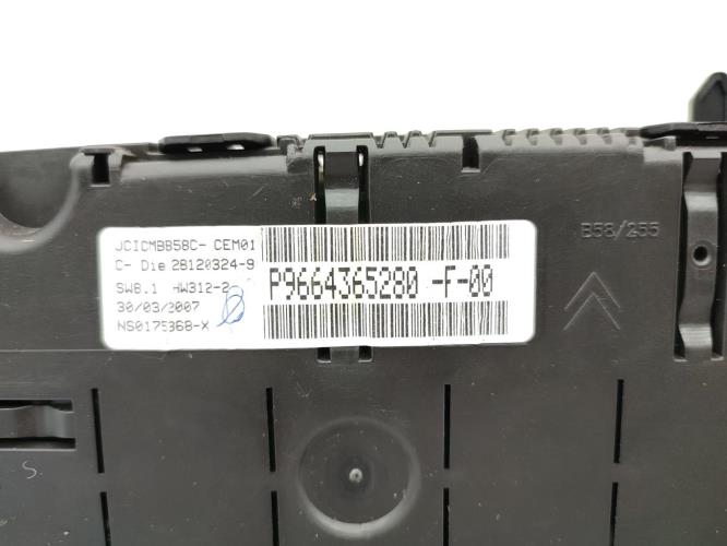 Compteur CITROEN C4 GRAND PICASSO 1 Diesel