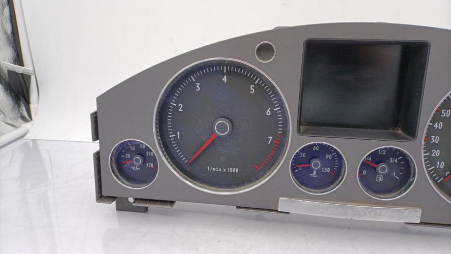 Compteur VOLKSWAGEN PHAETON PHASE 1 Essence
