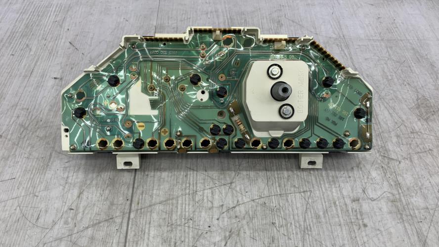 Compteur PEUGEOT 106 PHASE 1 Essence