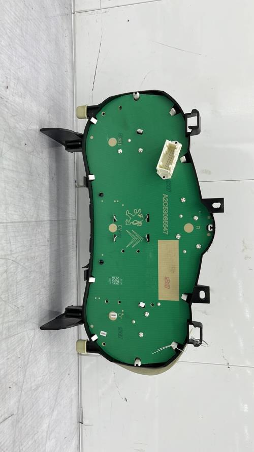 Compteur PEUGEOT 207 PHASE 1 Essence