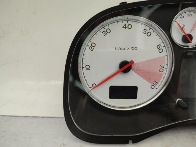 Compteur PEUGEOT 307 PHASE 2 CABRIOLET Essence