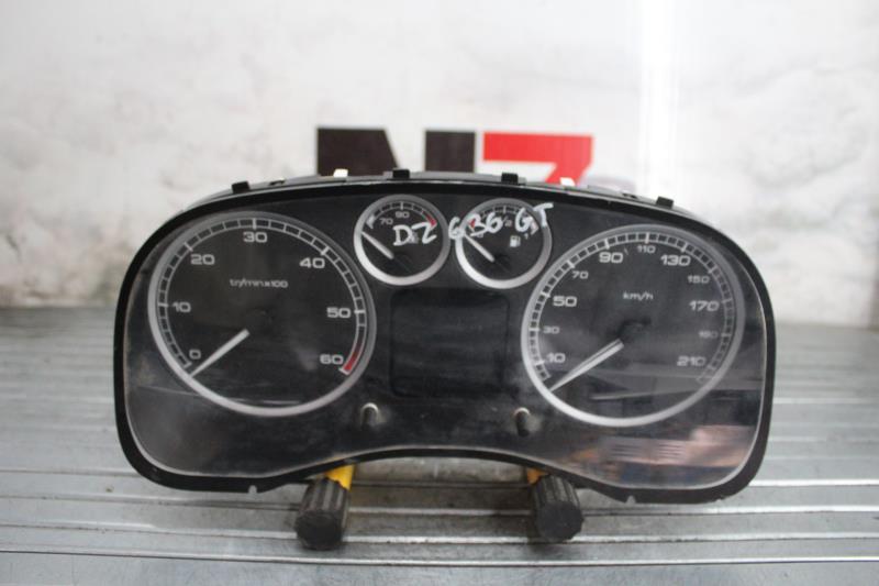 Compteur PEUGEOT 307 PHASE 1 BREAK Diesel