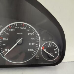 Compteur PEUGEOT 407 PHASE 1 BREAK Diesel