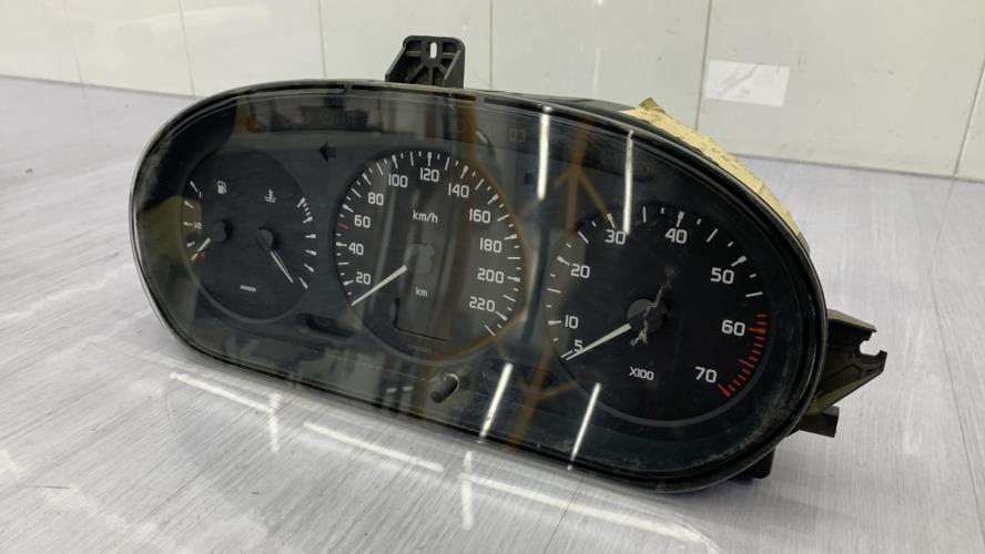 Compteur RENAULT MEGANE 1 PHASE 1 Essence