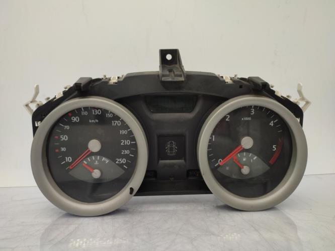 Compteur RENAULT MEGANE 2 PHASE 1 BREAK Diesel