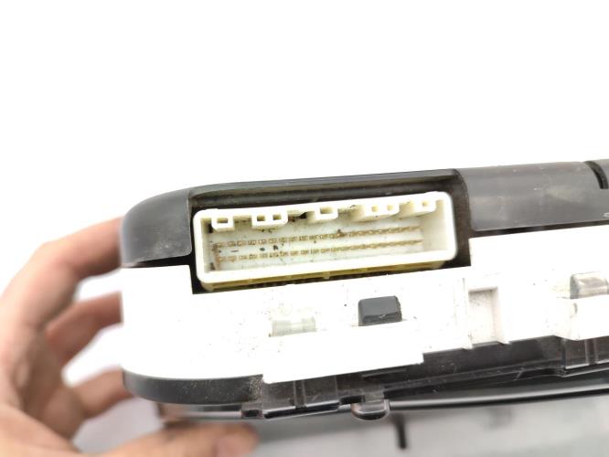 Compteur TOYOTA COROLLA VERSO 2 PHASE 2 Diesel