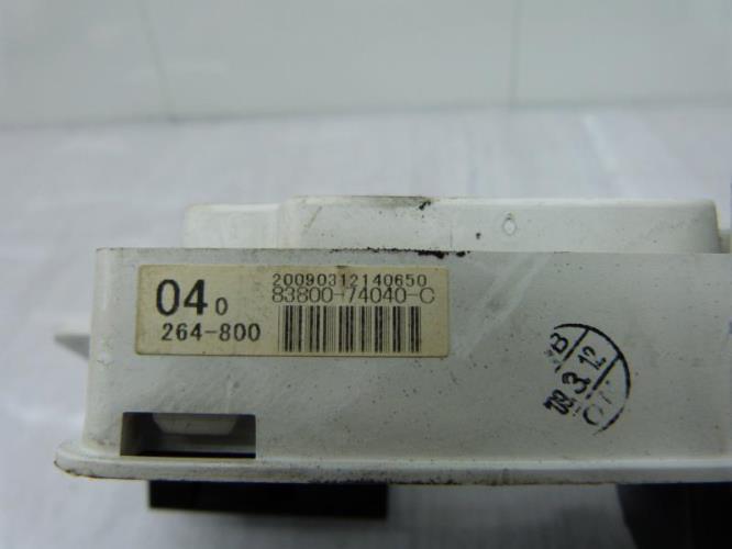 Compteur TOYOTA IQ Essence