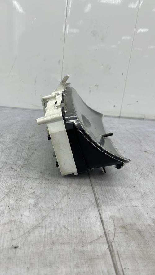 Compteur TOYOTA COROLLA 9 PHASE 1 Essence