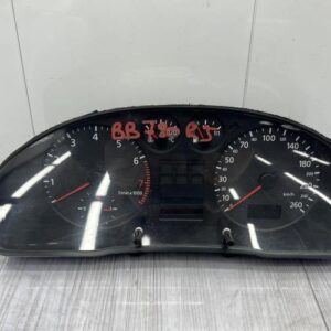 Compteur AUDI A4 1 AVANT PHASE 1 BREAK Essence