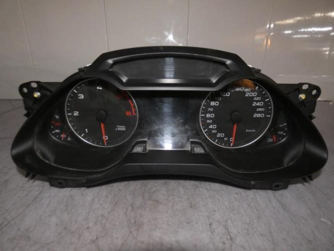 Compteur AUDI A4 3 AVANT PHASE 1 BREAK Diesel